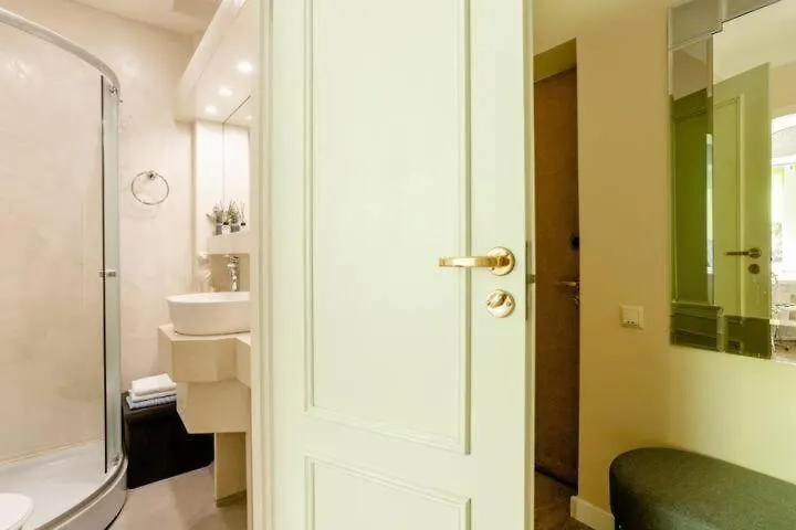 24 Mezhygirska Str 24, Apartments In Historical Parts, Podil Kyiv