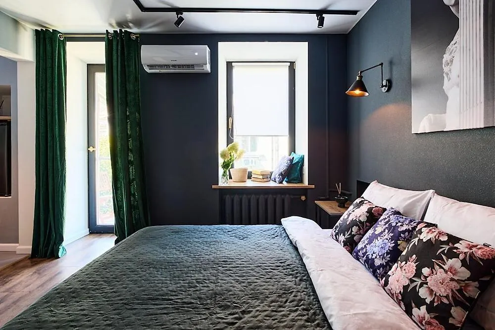 24 Mezhygirska Str 24, Apartments In Historical Parts, Podil Kyiv